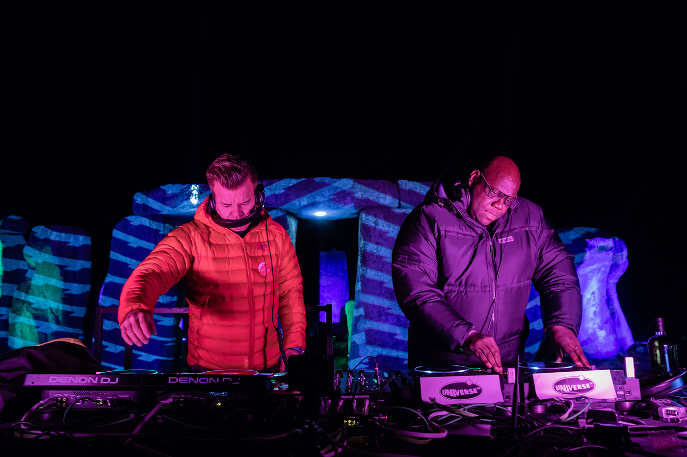 Carl Cox And Paul Oakenfold Become The First Djs To Play At Stonehenge Djmag Com