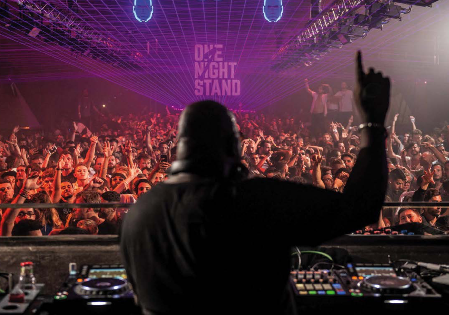 Carl Cox: &quot;Everyone wants to become a DJ these days&quot;