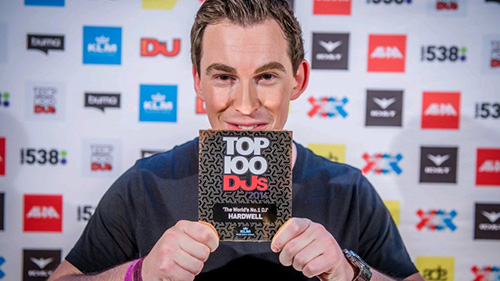 CATCH THE TOP 100 THIS NYE DJMag.com
