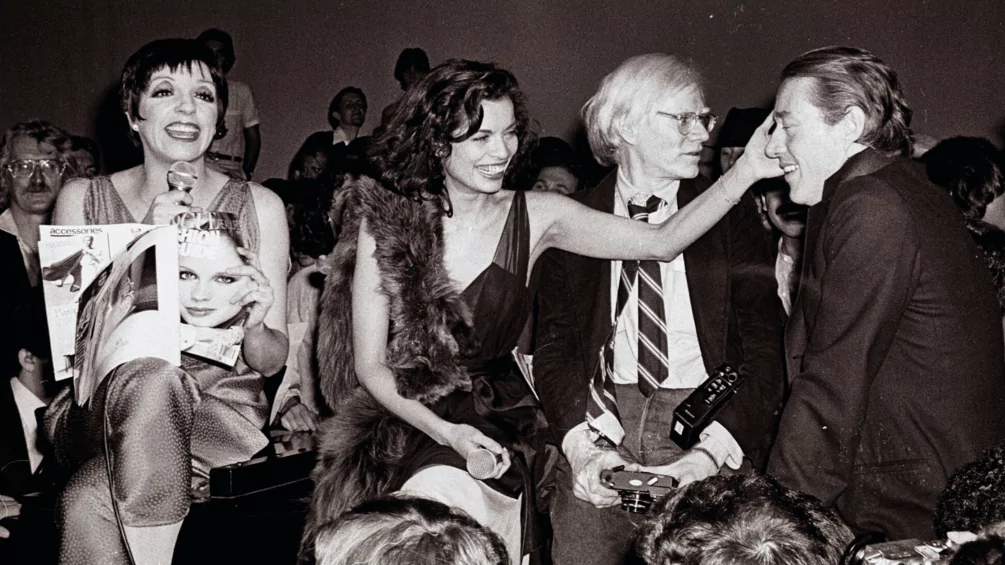 This new tell-all documentary reveals the real story behind Studio 54 |  