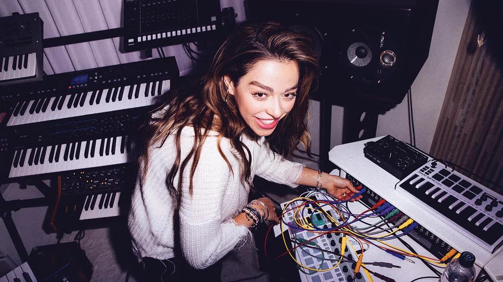 Photo of Lauren Mia in the studio