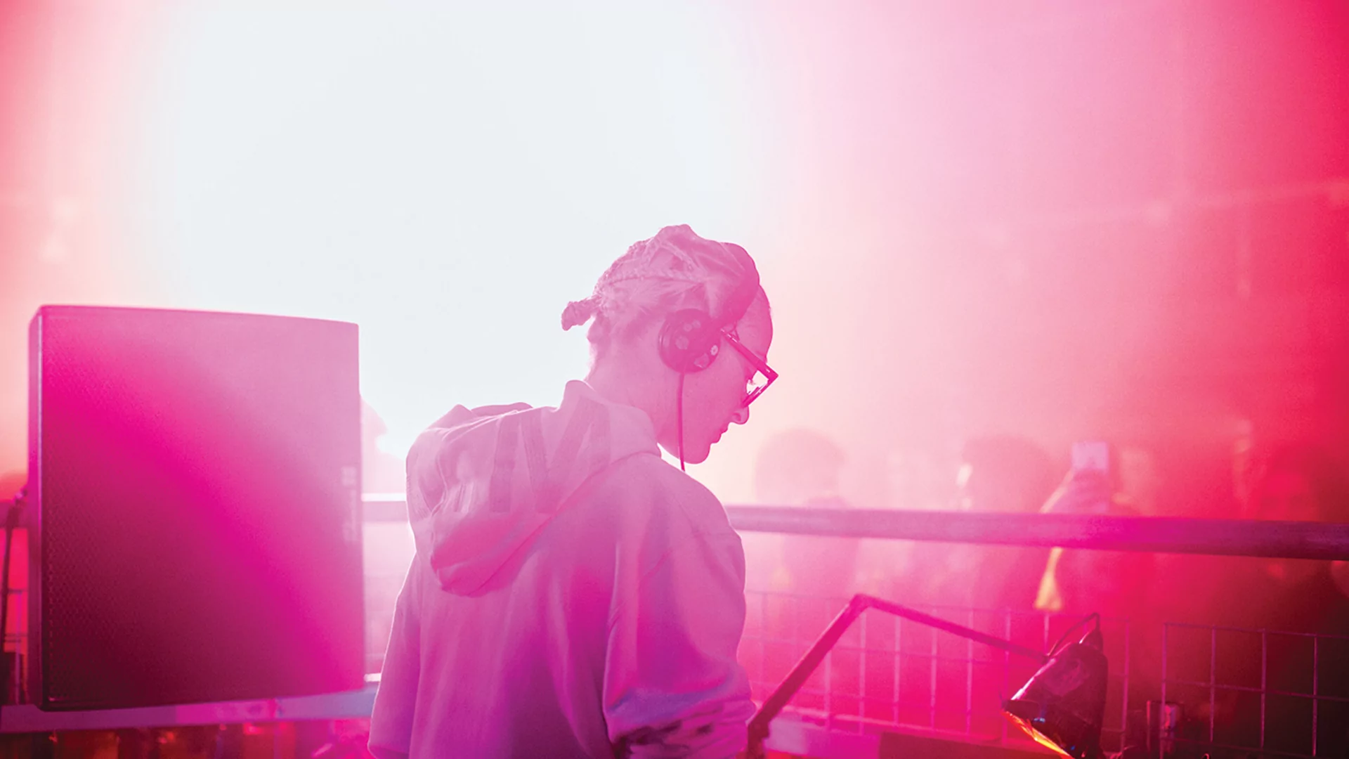 Photo from behind Nite Fleit DJing at Sydney Opera House