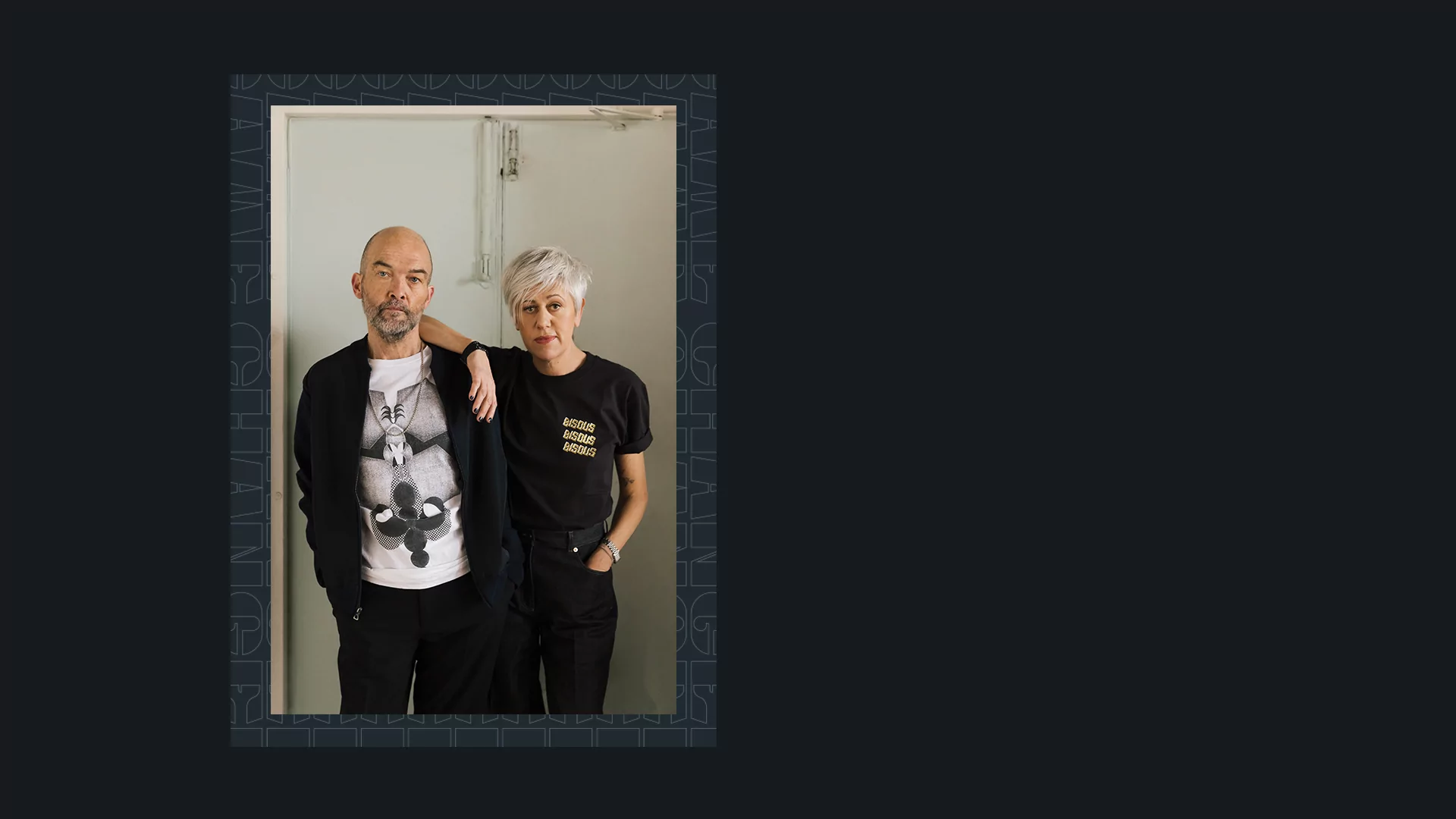 Photo of Tracey Thorn and Ben Watt looking sternly at the camera in front of a brown textured wall