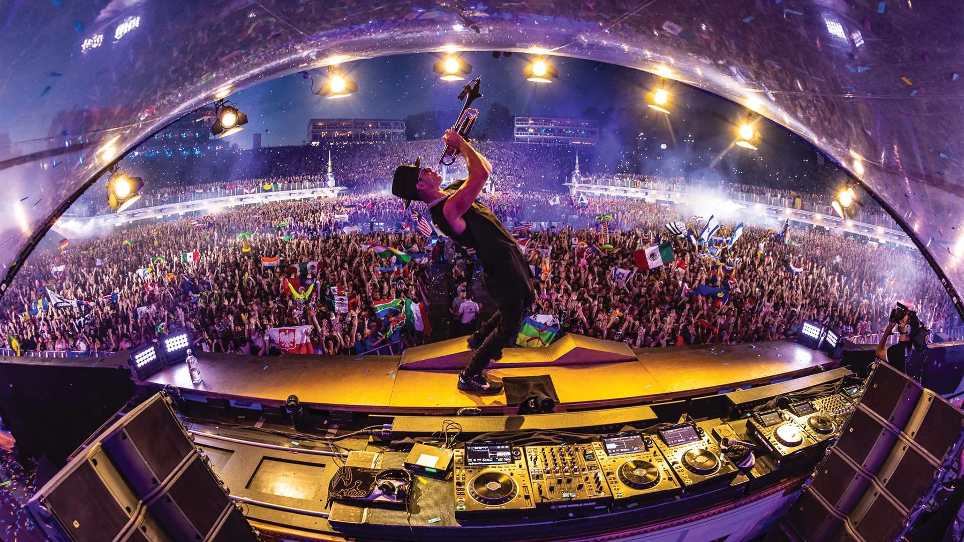 Photo of Timmy Trumpet performing on the Tomorrowland mainstage