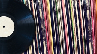 UK vinyl sales increase for 16th consecutive year, with over 5.9 million sold in 2023