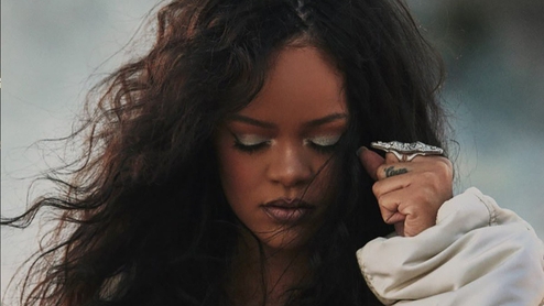 Rihanna performs 'Lift Me Up' at 2023 Oscars: Watch