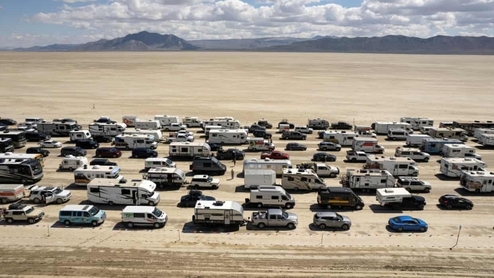 Burning Man attendees begin exodus as road reopens