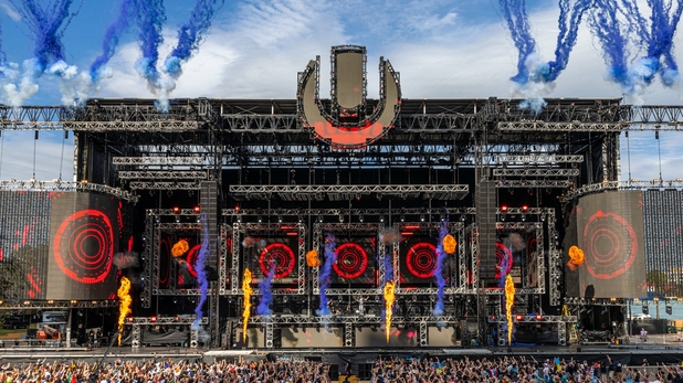 Man attempts to snorkel into Ultra Music Festival, gets VIP ticket