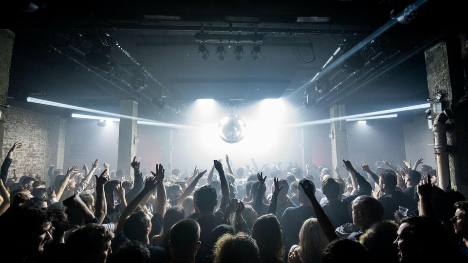 Petition launched to ban "woo woo"ing at house music nights