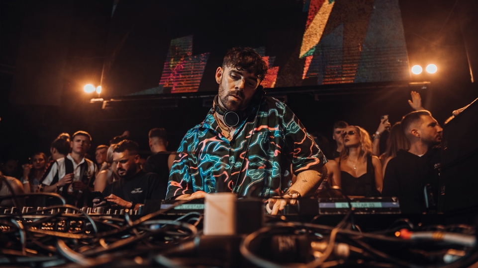 Patrick Topping performing live