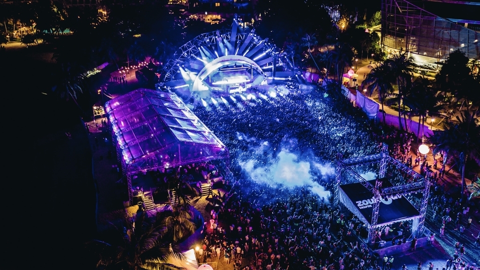 Drone shot of the crowd and mainstage at ZoukOut Singapore