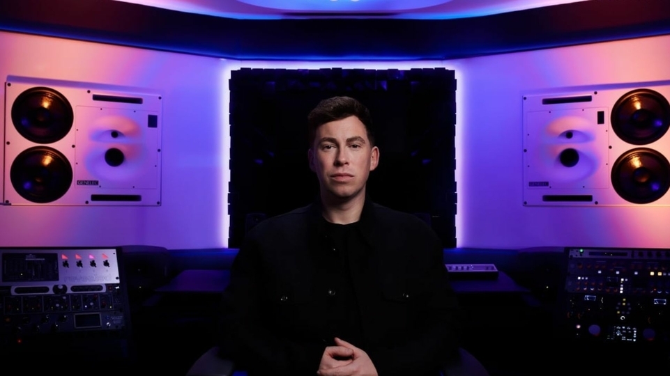 Hardwell releases free sample pack
