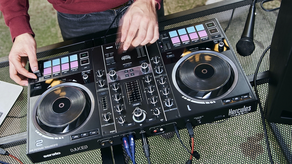 Hercules DJ DJControl Inpulse 500 2-channel DJ Controller with