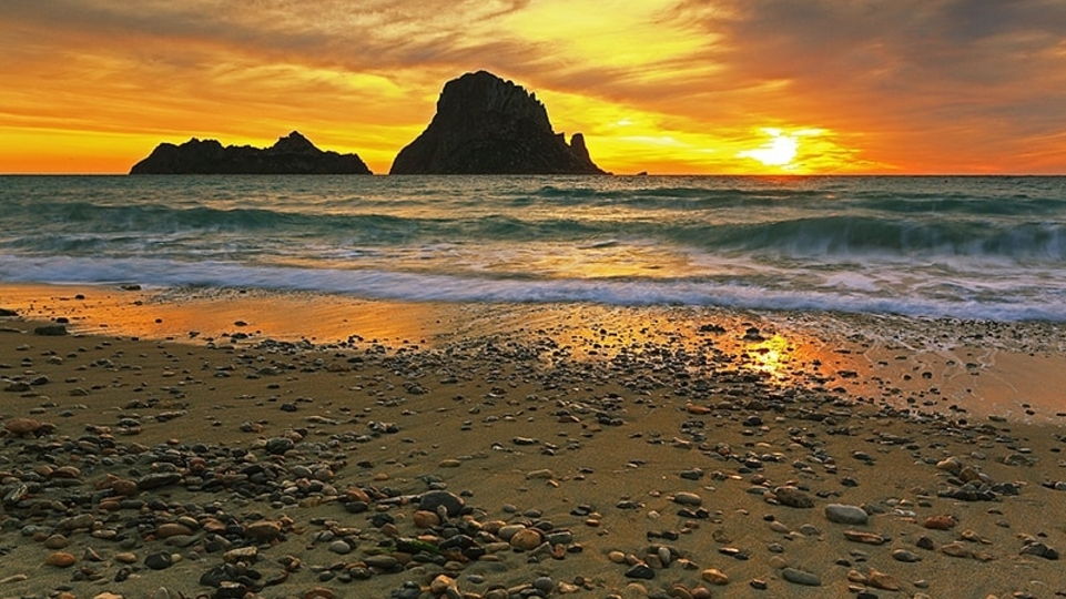 Ibiza’s beaches under threat of being “permanently lost” due to climate ...