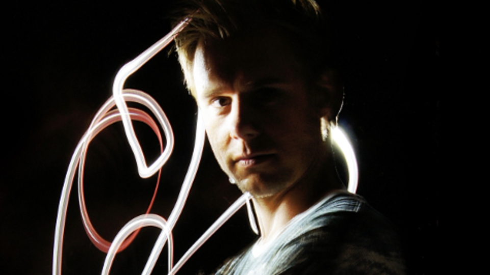 DJ Mag Top100 DJs | Poll 2012: Armin Van Buuren