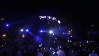 alternative crowd shot at Cavo Paradiso